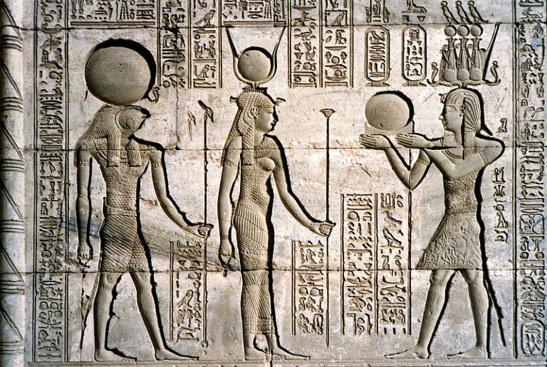 Dendera relief from Wiki Commons copyright Bernard Gagnon 1989
