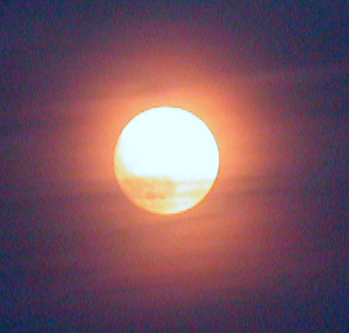 1200px-Moon_Copyright Oliver Herold_crop